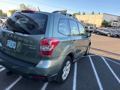 2015 Subaru Forester 2.5i