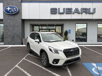 2024 Subaru Forester Premium