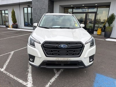 2024 Subaru Forester Premium