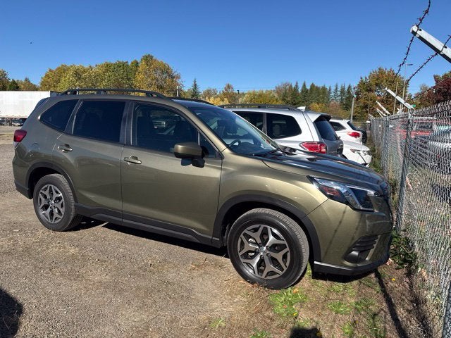 2024 Subaru Forester Premium