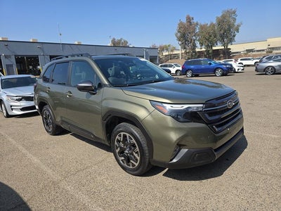 2025 Subaru Forester Premium