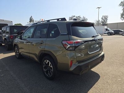 2025 Subaru Forester Premium