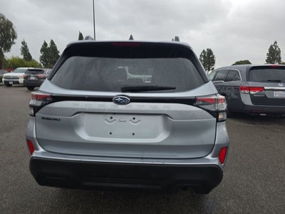 2025 Subaru Forester Premium