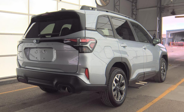 2025 Subaru Forester Premium
