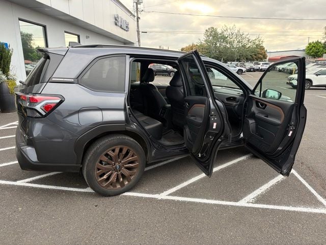 2025 Subaru Forester Sport