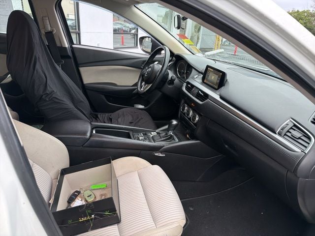 2016 Mazda Mazda6 i Sport