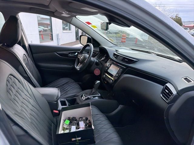 2017 Nissan Rogue Sport SL