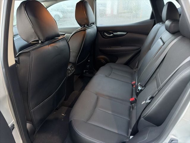 2017 Nissan Rogue Sport SL