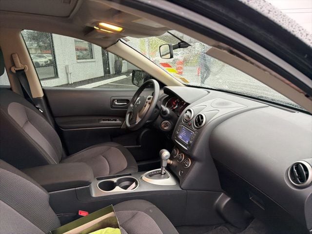 2011 Nissan Rogue SV