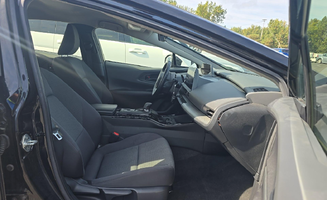 2023 Toyota Prius LE