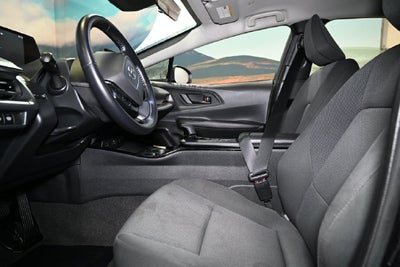 2023 Toyota Prius LE