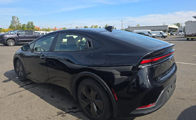 2023 Toyota Prius LE