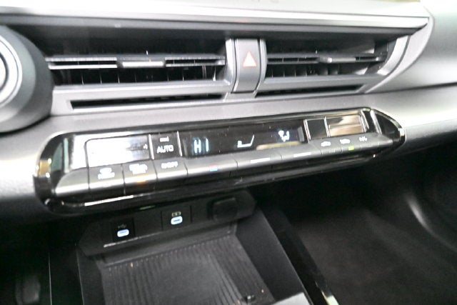 2023 Toyota Prius LE