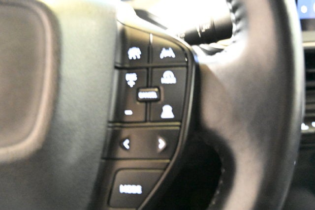 2023 Toyota Prius LE