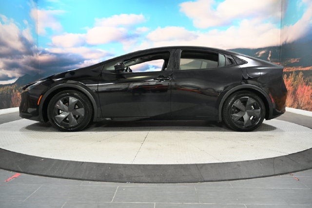 2023 Toyota Prius LE