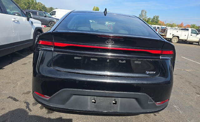 2023 Toyota Prius LE