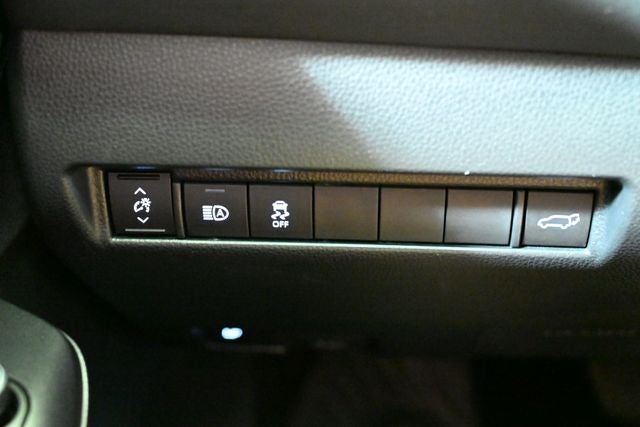 2024 Toyota Venza LE