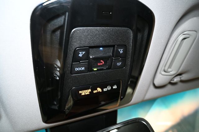 2024 Toyota Venza LE