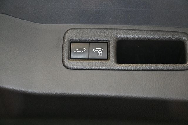 2024 Toyota Venza LE