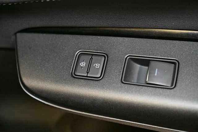 2024 Toyota Venza LE
