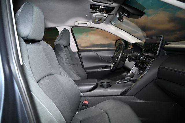 2024 Toyota Venza LE