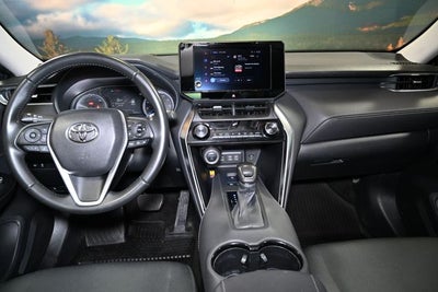 2024 Toyota Venza LE