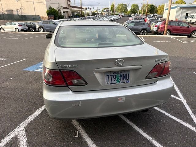 2004 Lexus ES 330