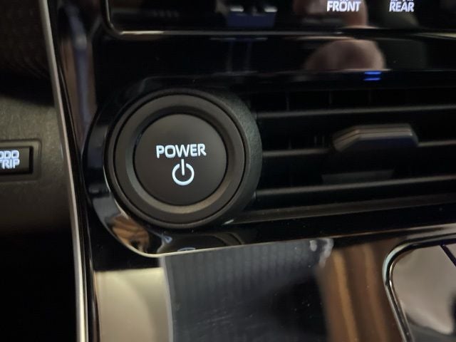 2025 Subaru Solterra Premium