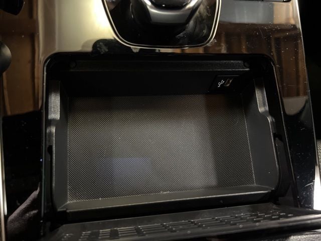 2025 Subaru Solterra Premium