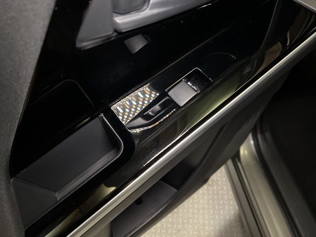 2025 Subaru Solterra Premium