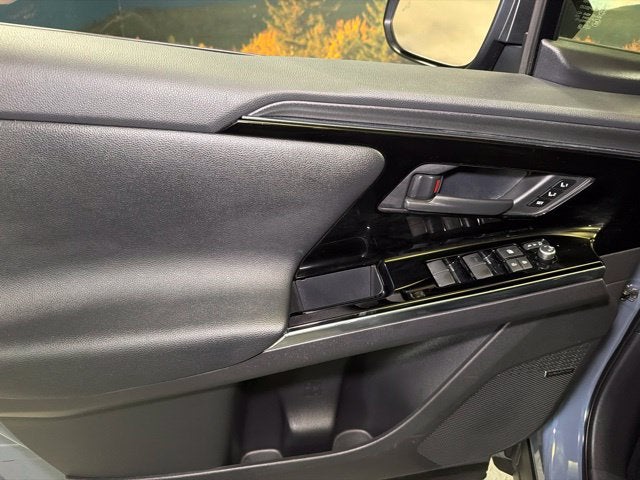 2023 Subaru Solterra Touring