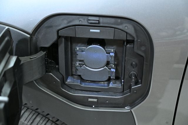 2025 Subaru Solterra Premium