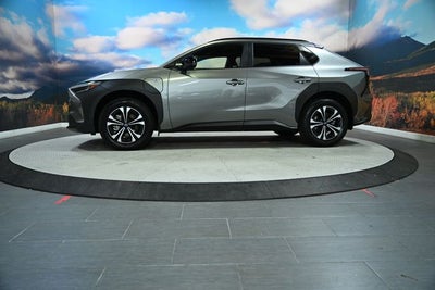 2025 Subaru Solterra Premium