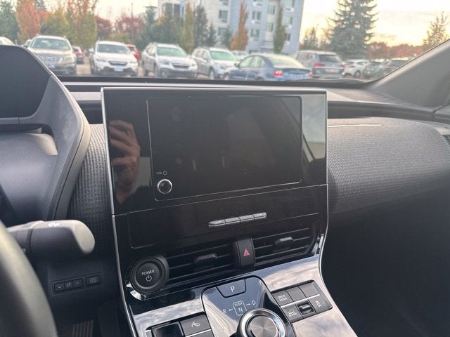 2023 Subaru Solterra Base