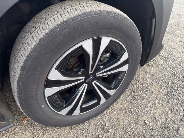 2023 Subaru Solterra Base