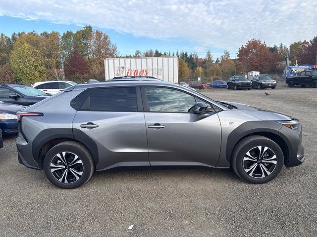 2023 Subaru Solterra Base