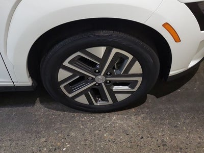 2023 Hyundai Kona Electric SE