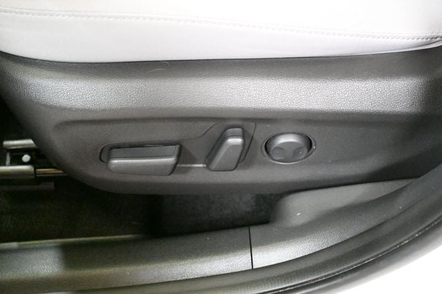 2023 Hyundai Kona Electric SE