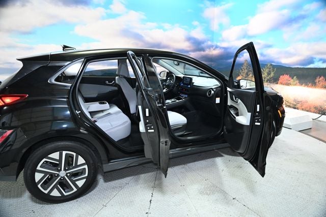 2023 Hyundai Kona Electric SE