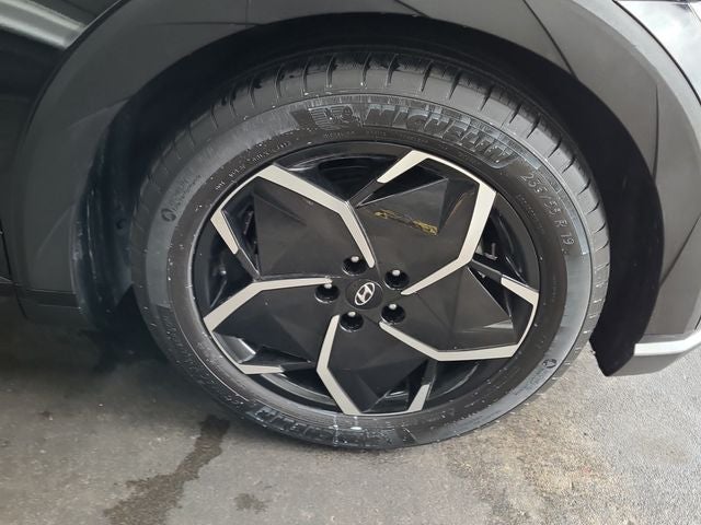 2024 Hyundai IONIQ 5 SE