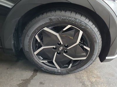 2024 Hyundai IONIQ 5 SE