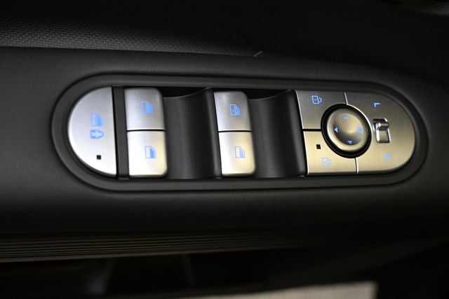 2024 Hyundai IONIQ 5 SE