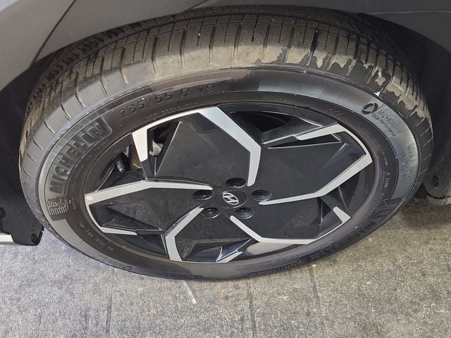 2024 Hyundai IONIQ 5 SE