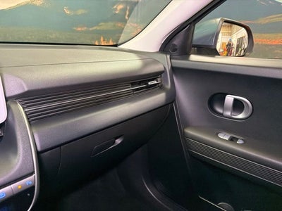 2024 Hyundai IONIQ 5 SE
