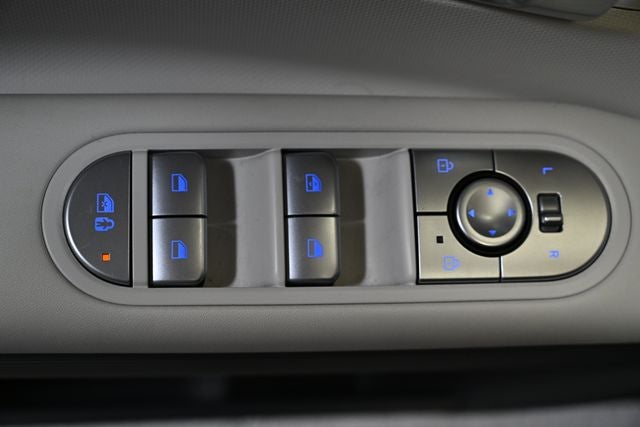2024 Hyundai IONIQ 5 SE