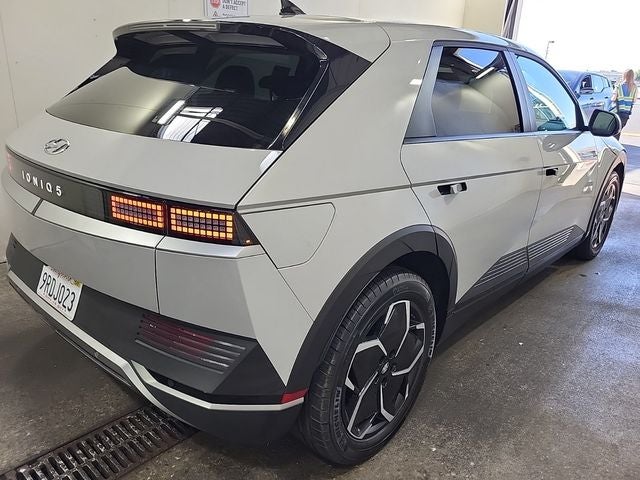 2024 Hyundai IONIQ 5 SE