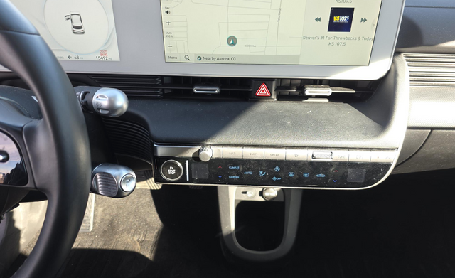 2024 Hyundai IONIQ 5 SE