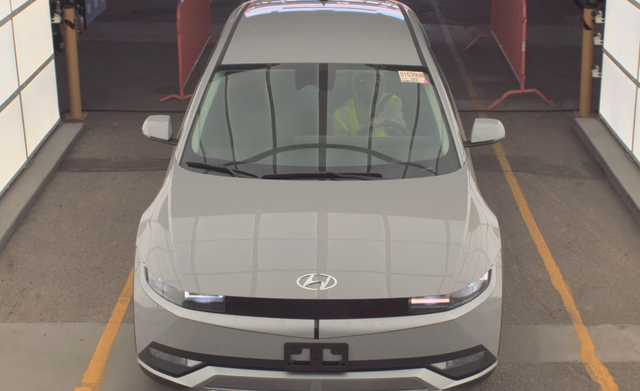 2024 Hyundai IONIQ 5 SE