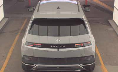 2024 Hyundai IONIQ 5 SE