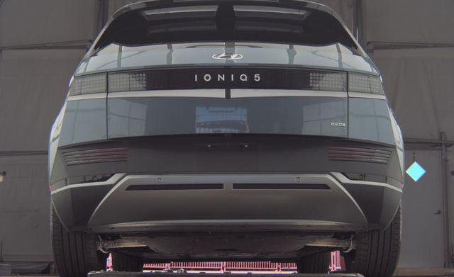 2024 Hyundai IONIQ 5 SEL